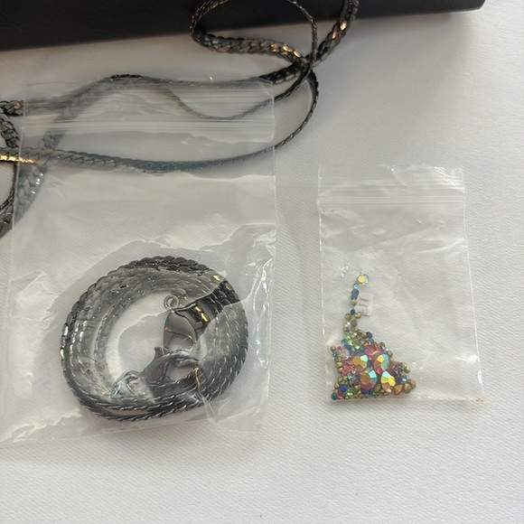 NWT Christal Couture Blooming Love Affair Blue Purse - Picture 5 of 7